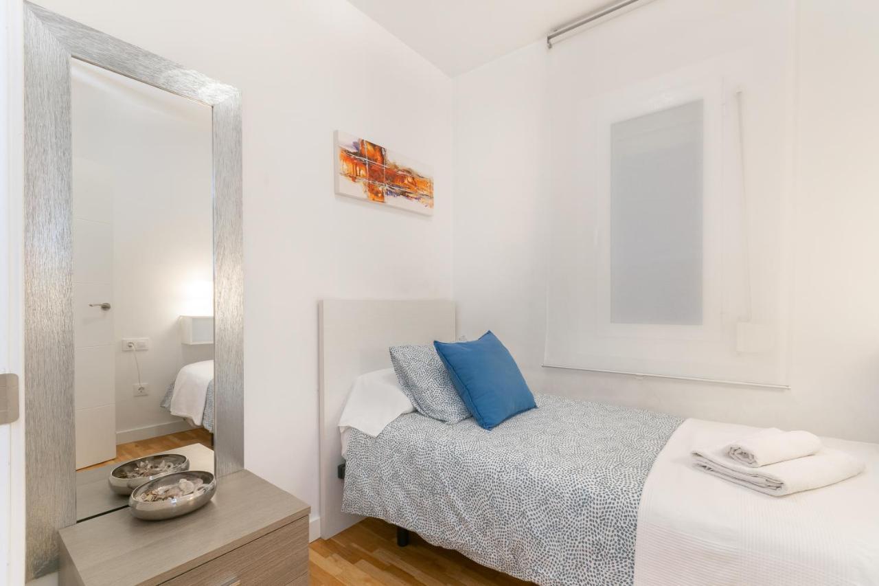 Elegance Barcelona Rentals Exterior photo
